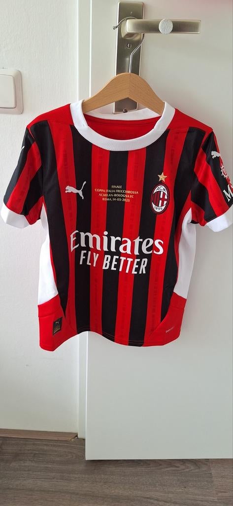 AC Milan 24/25 Thuisshirt Leão #10 Kids 7-8Y, Ophalen of Verzenden, Zo goed als nieuw, Puma, Jongen of Meisje