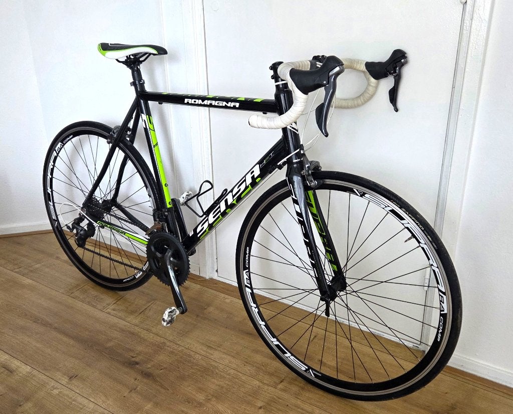 Sensa Romagna Road Bike – Carbon Fork, Lightweight Aluminum, Velgrem, Zo goed als nieuw, 57 tot 61 cm, Meer dan 20 versnellingen