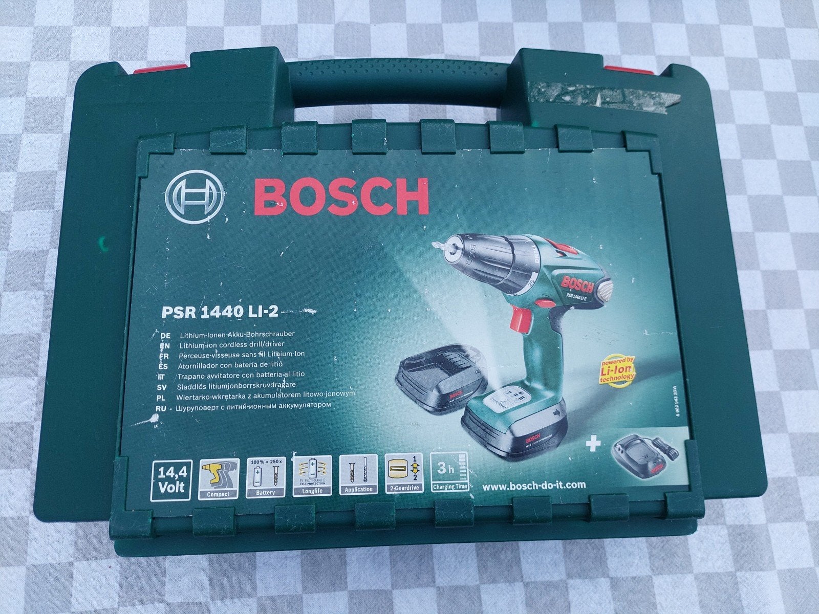 Bosch PSR 1440 LI Accuschroefboormachine met 2 accu's, Ophalen of Verzenden, Zo goed als nieuw, Boormachine, Variabele snelheid