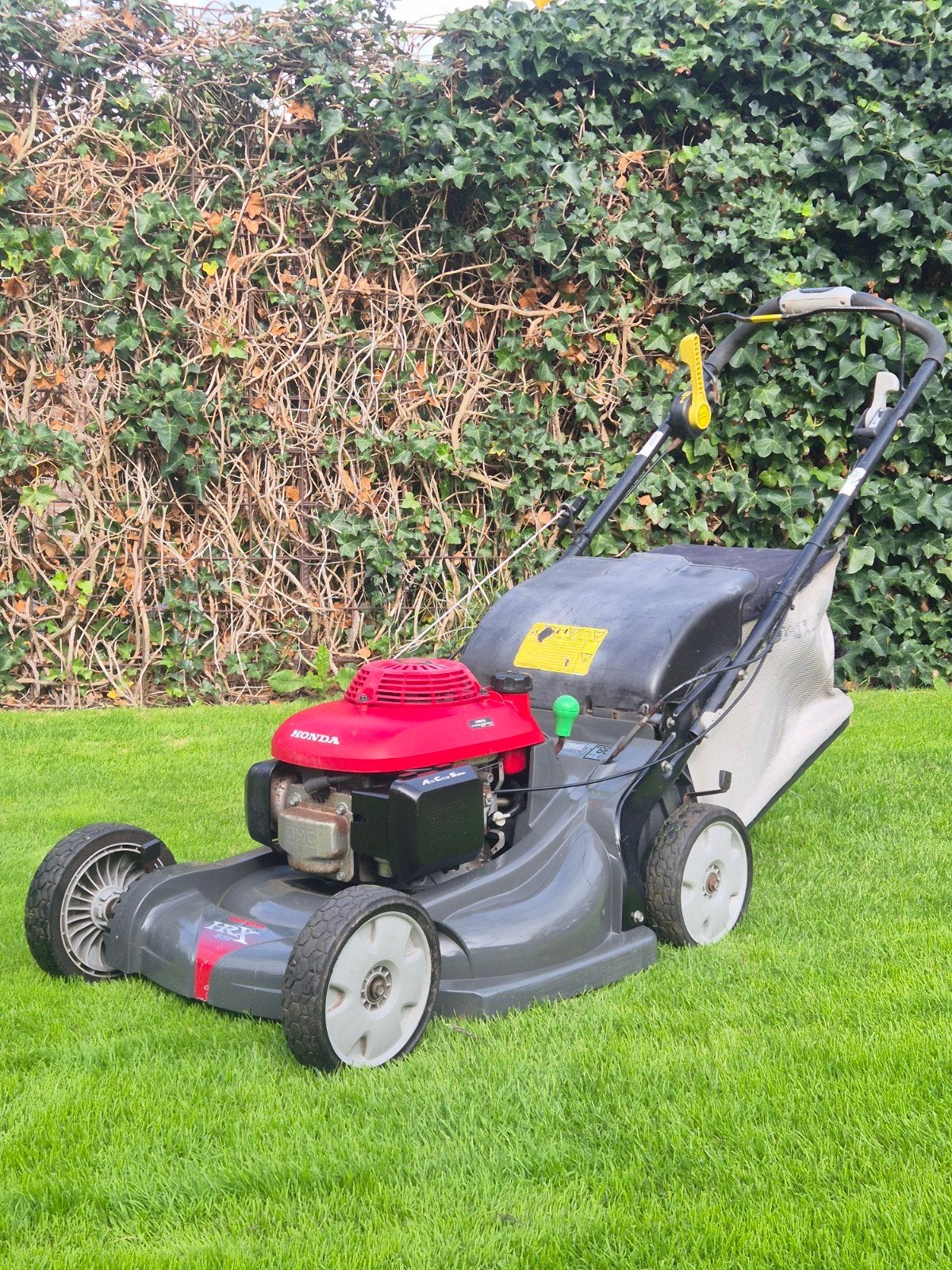 HONDA HRX 537 KUNSTOF MAAIDEK MESKOPPELLING AANGEDREVEN, Ophalen, Gebruikt, 50 cm of meer