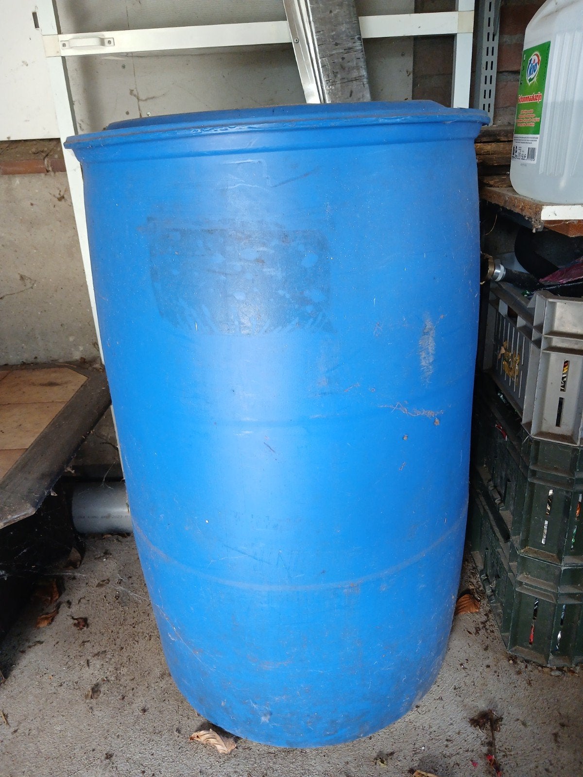 Blauwe kunststof ton met twee doppen, Tuin en Terras, 150 liter of meer, Ophalen, Kunststof