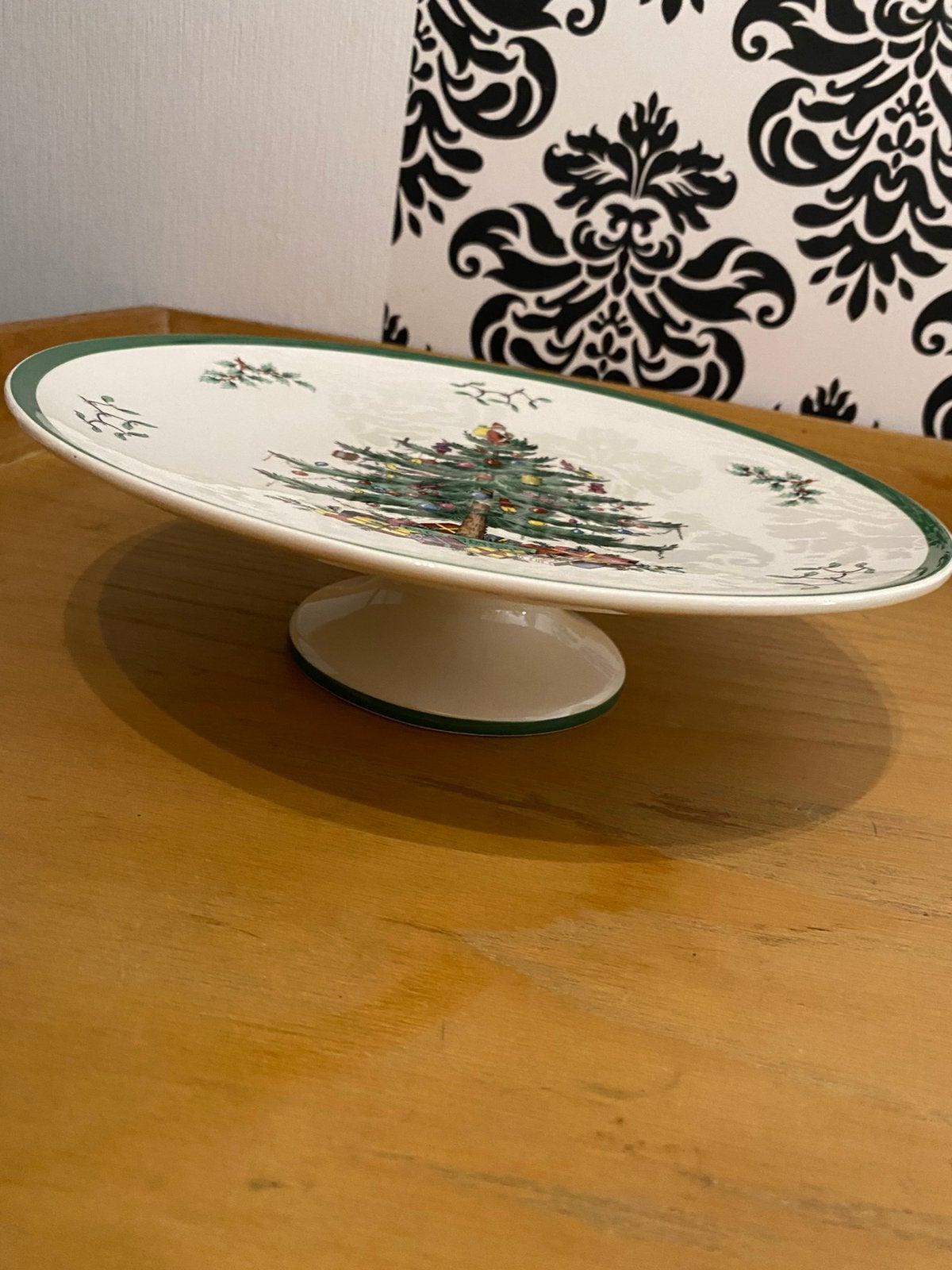 Spode christmas tree taartschaal op voet, Ophalen of Verzenden, Zo goed als nieuw, Glas, Overige stijlen