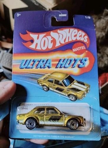 Hot Wheels Ultra Hots Ford Escort RS1600 Sealed, Verzenden
