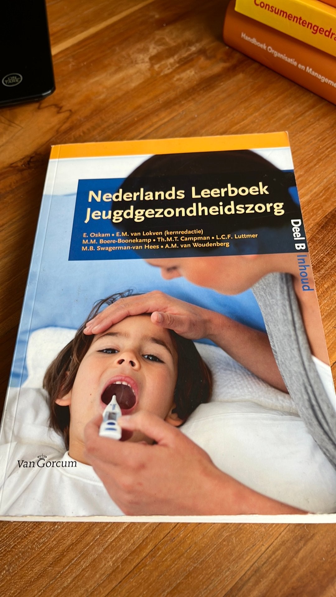 Esther Oskam - Deel B, Ophalen of Verzenden, Zo goed als nieuw, Esther Oskam