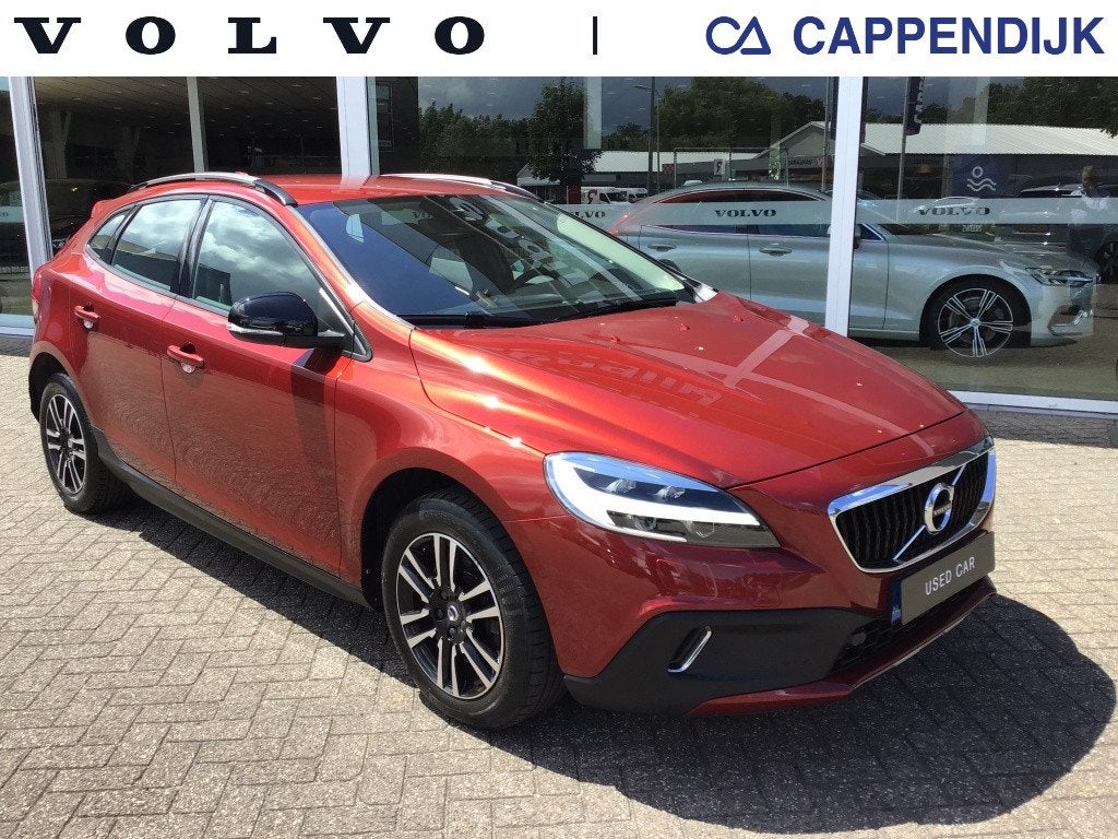 Volvo V40 Cross Country 1.5 T3 Nordic+ nieuwstaat 1e eigenaa, Auto's, Volvo, Stof, 700 kg, Origineel Nederlands, V40