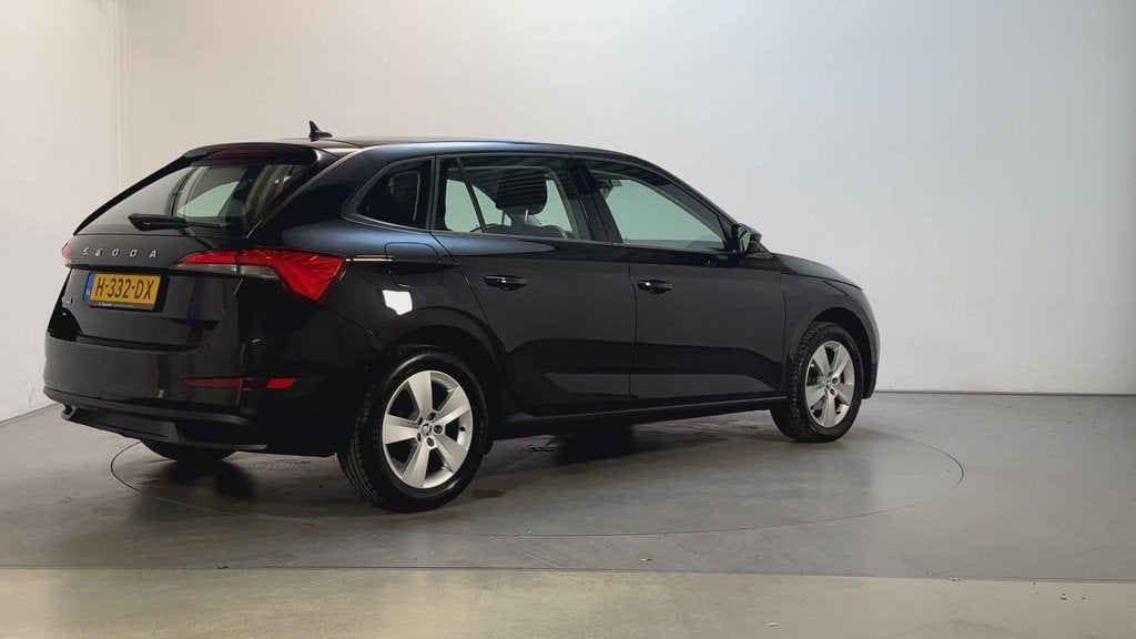 Skoda Scala 1.0 TSI 116pk Ambition App-Connect Climate Contr, Auto's, Skoda, Voorwielaandrijving, Gebruikt, Met garantie (alle)