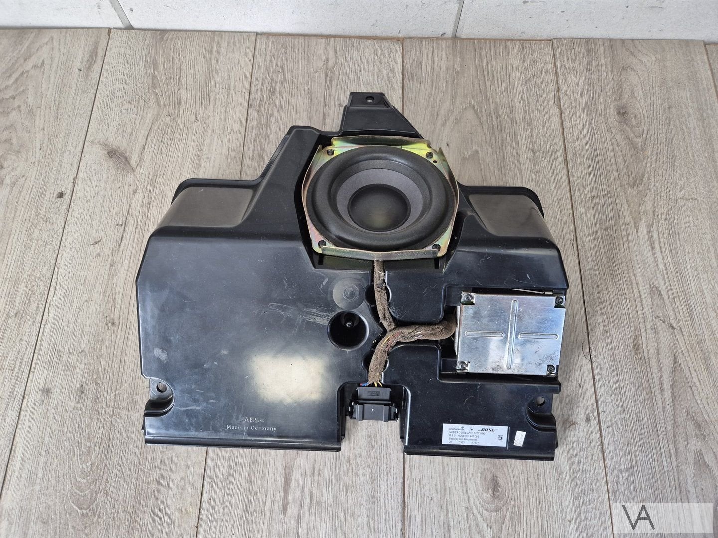 Maserati Quattroporte 2004 - 2012 subwoofer bose 67071100, Ophalen of Verzenden, -, -, -