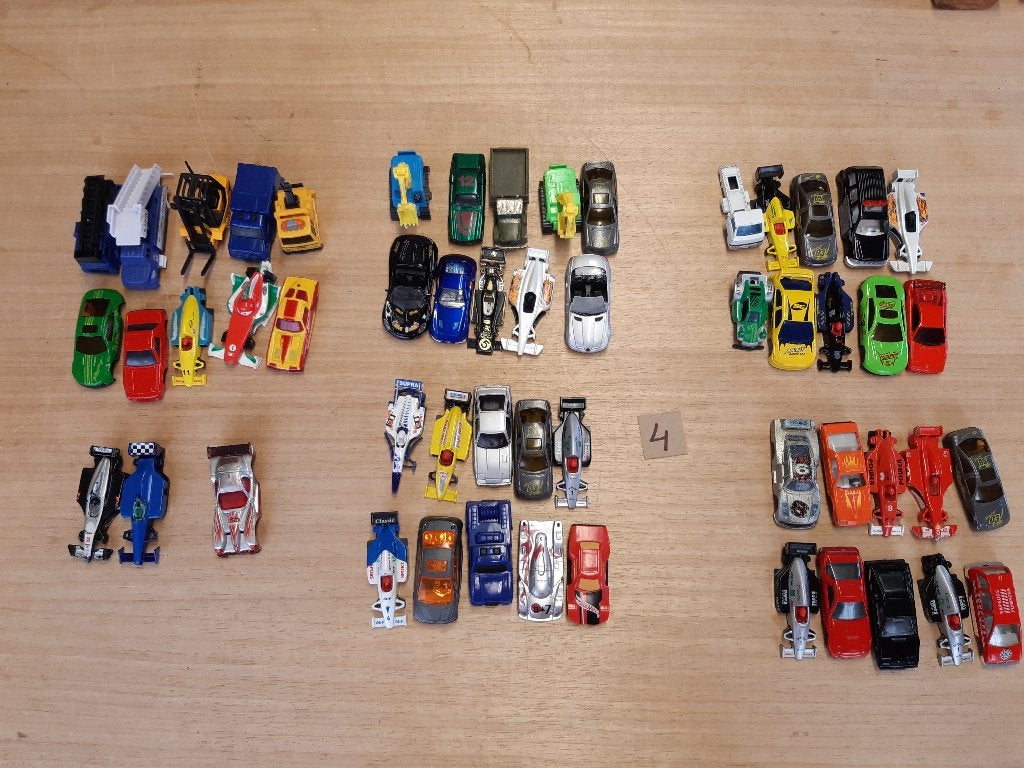 Partijtje 50x Speelgoedauto's Hot Wheels Zonder Wielen Welly, Ophalen of Verzenden, Gebruikt, Auto, Overige merken