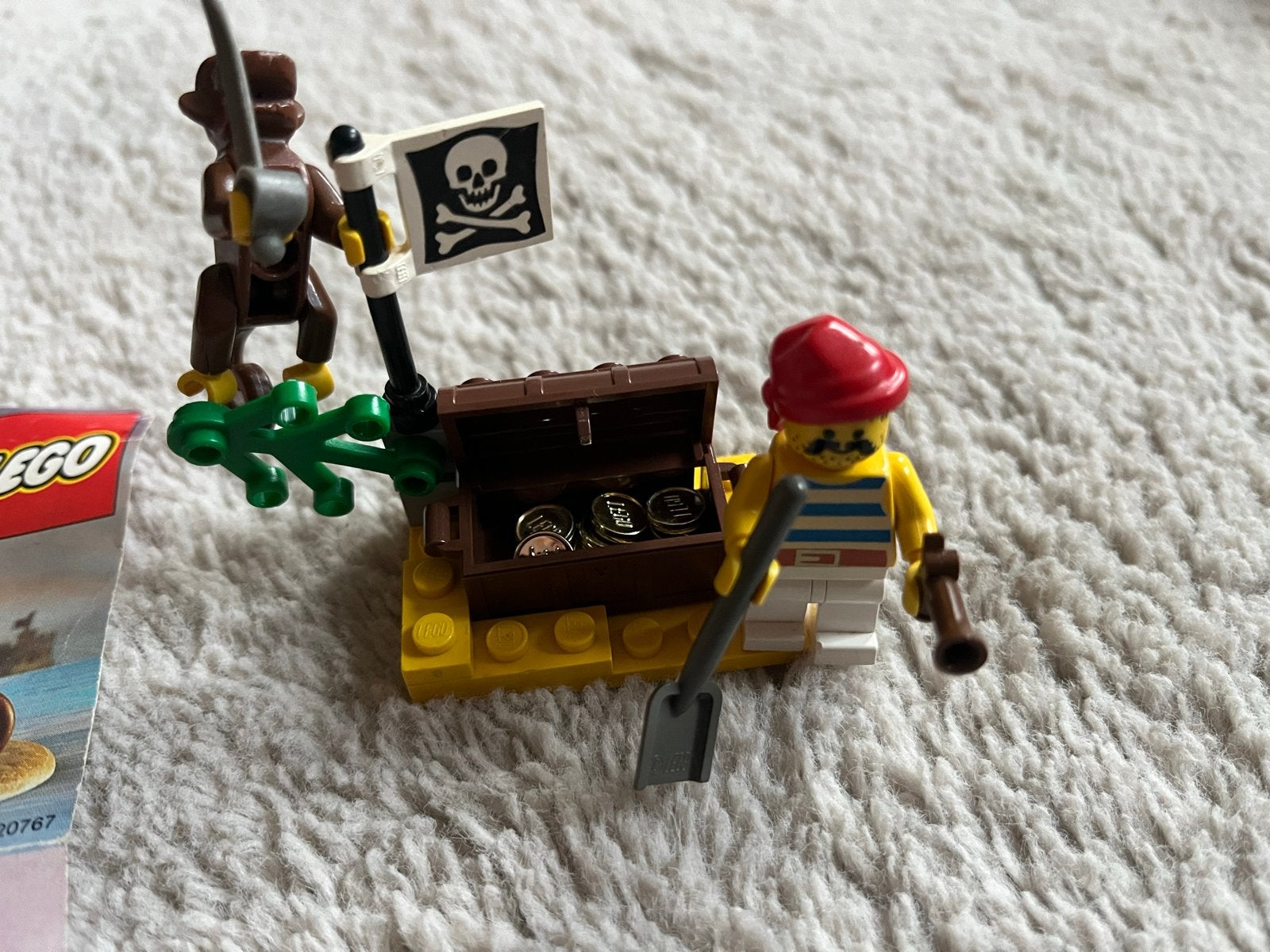 2 LEGO Piraten sets met schatkist en minifiguren, Gebruikt, Compleet, Lego, Complete set
