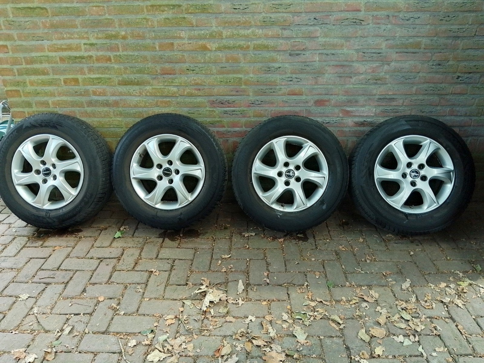 Set van 4 gebruikte banden en velgen 215/70R16, Auto-onderdelen, 16 inch, Banden en Velgen, Personenwagen, Gebruikt