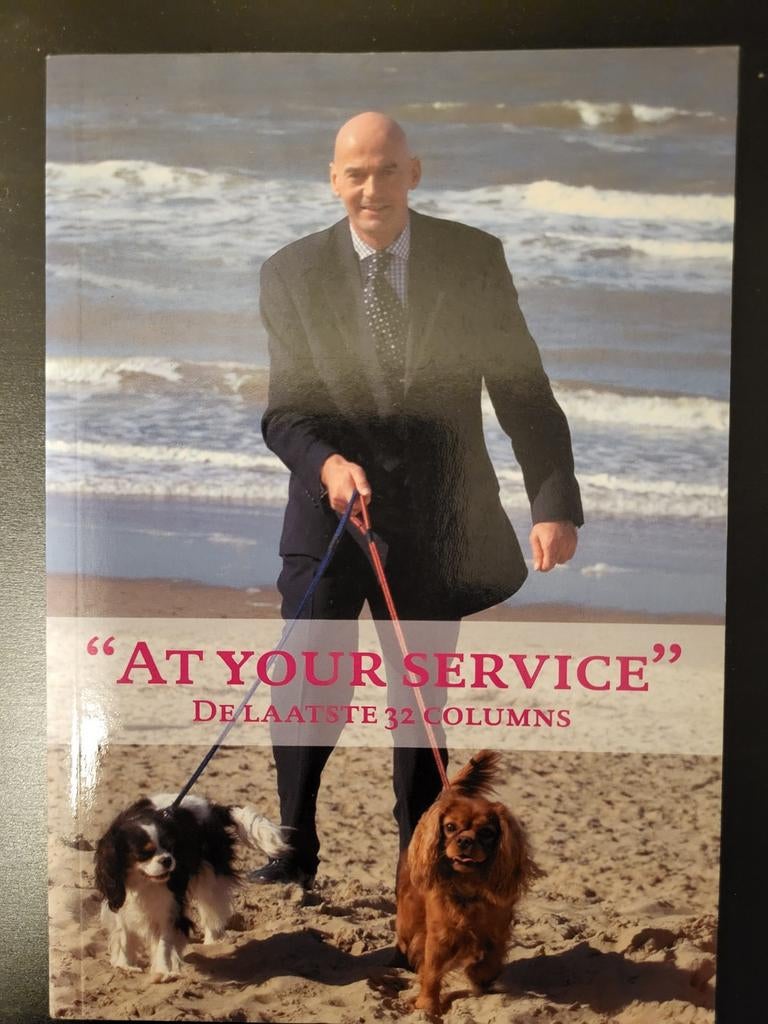 At Your Service - De laatste 32 columns van Pim Fortuyn, Ophalen of Verzenden, Zo goed als nieuw, Pim Fortuyn, Eén auteur