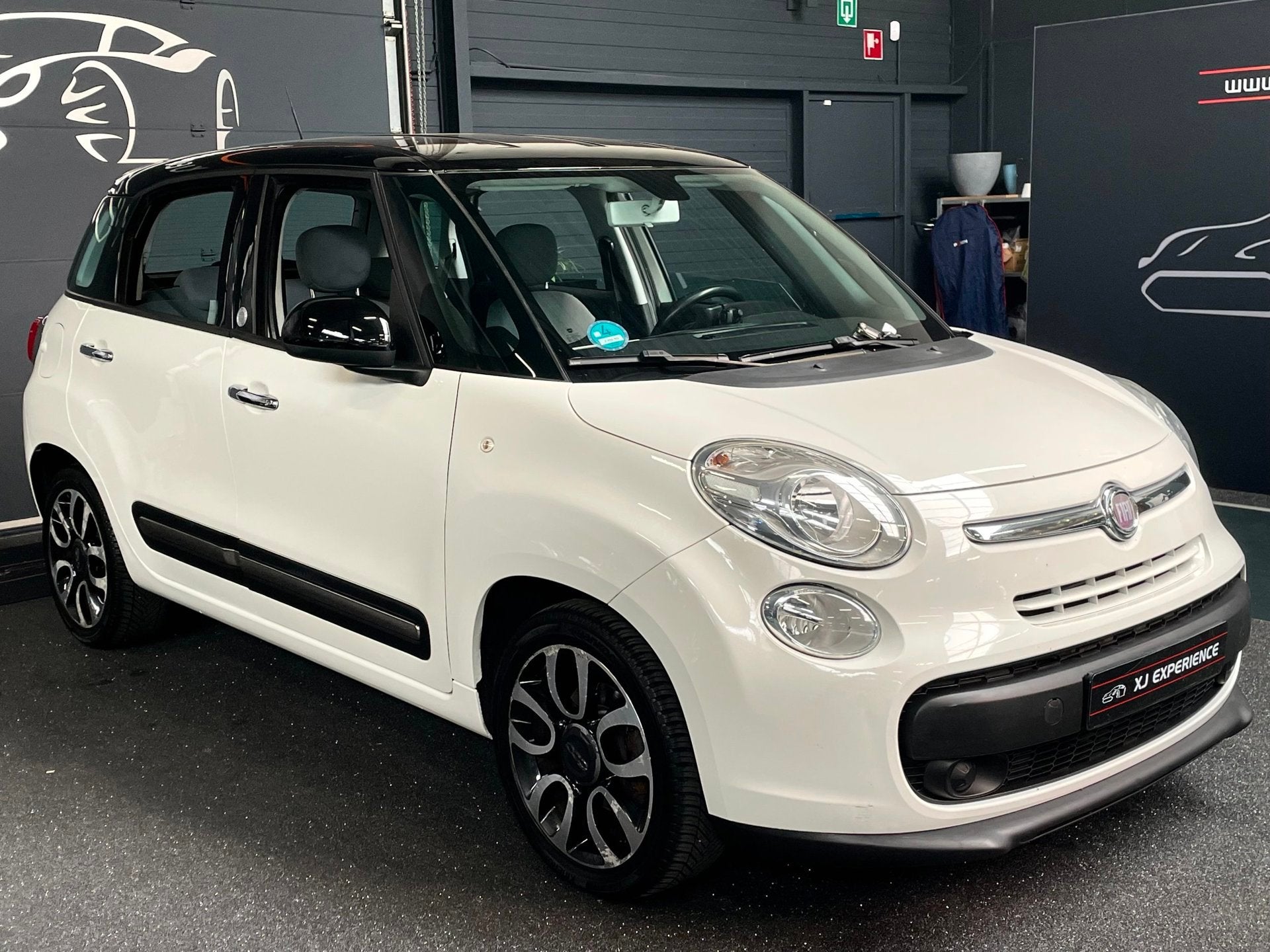 Fiat 500 L 1.4-16V EDITION AIRCO CRUISE BLACK PACK NEW-Distr, Auto's, Fiat, Voorwielaandrijving, Stof, Gebruikt, Euro 6