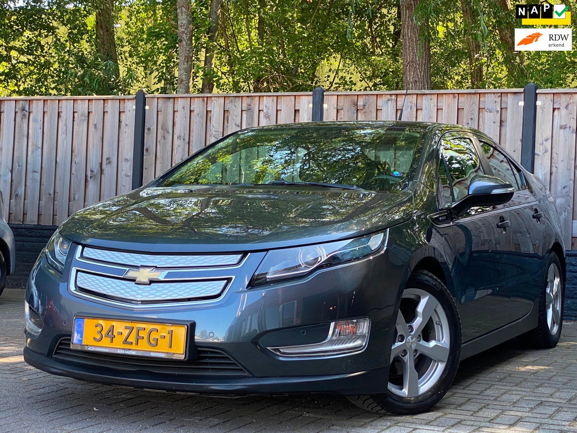 Chevrolet Volt 1.4 LTZ NL Auto I Navigatie I Leer I Stoel Ve, Euro 5, 86 pk, Gebruikt, 4 cilinders