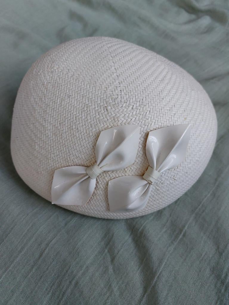Crèmekleurige dop voor dames, Kleding | Dames, Ophalen of Verzenden, Gedragen, 55 cm (S, 6⅞ inch) of minder, Hoed