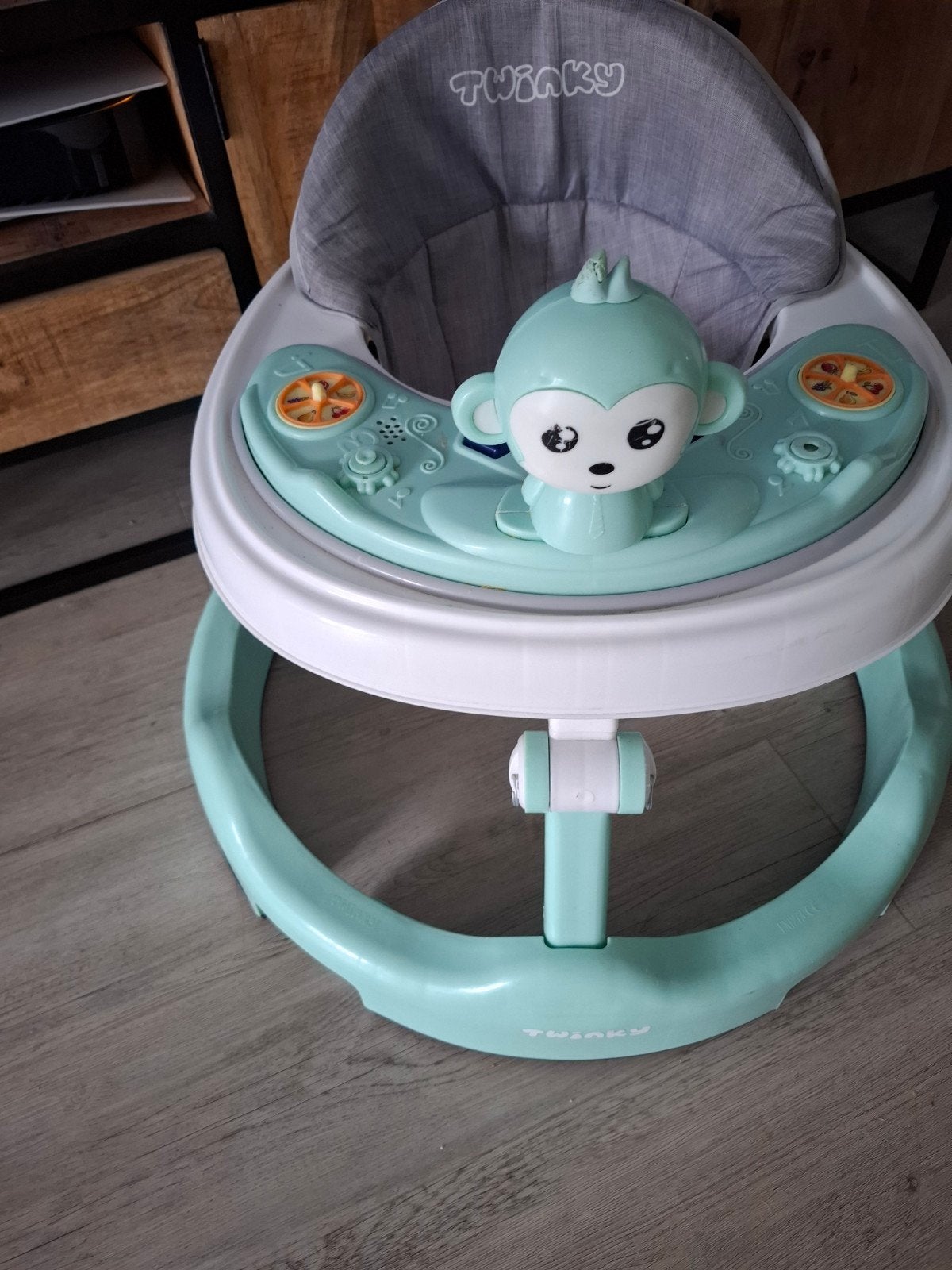 Twinky Baby Walker - Loopstoel met Speelpaneel, Ophalen, Gebruikt