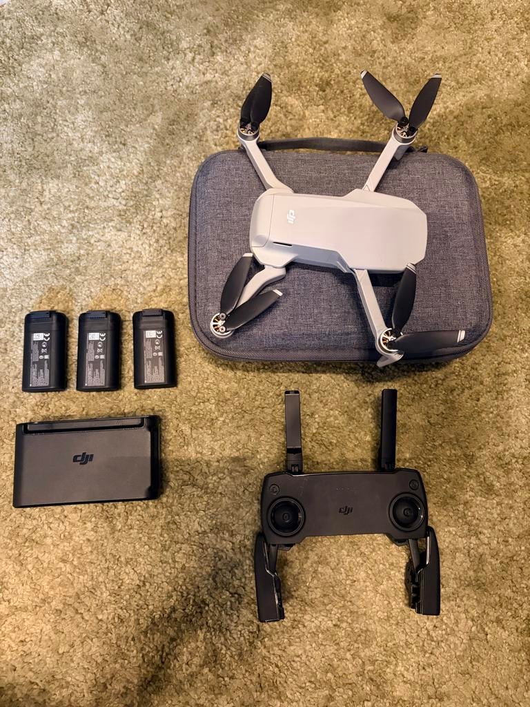 DJI Mavic Mini drone met Fly More Combo accessoires, Ophalen, Cameradrone, 15 tot 30 minuten, Zo goed als nieuw