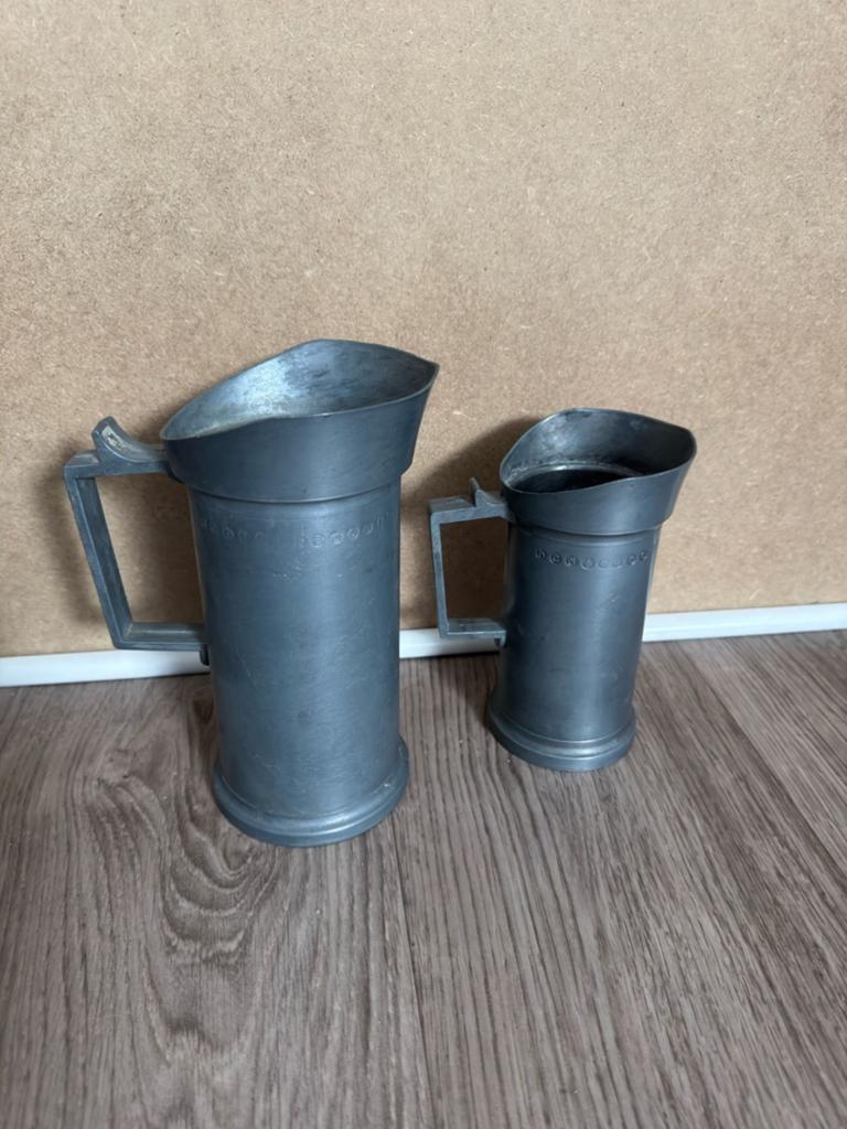 Set van 2 Antieke Tinnen Maatbekers, Antiek en Kunst, Antiek | Tin, Ophalen of Verzenden