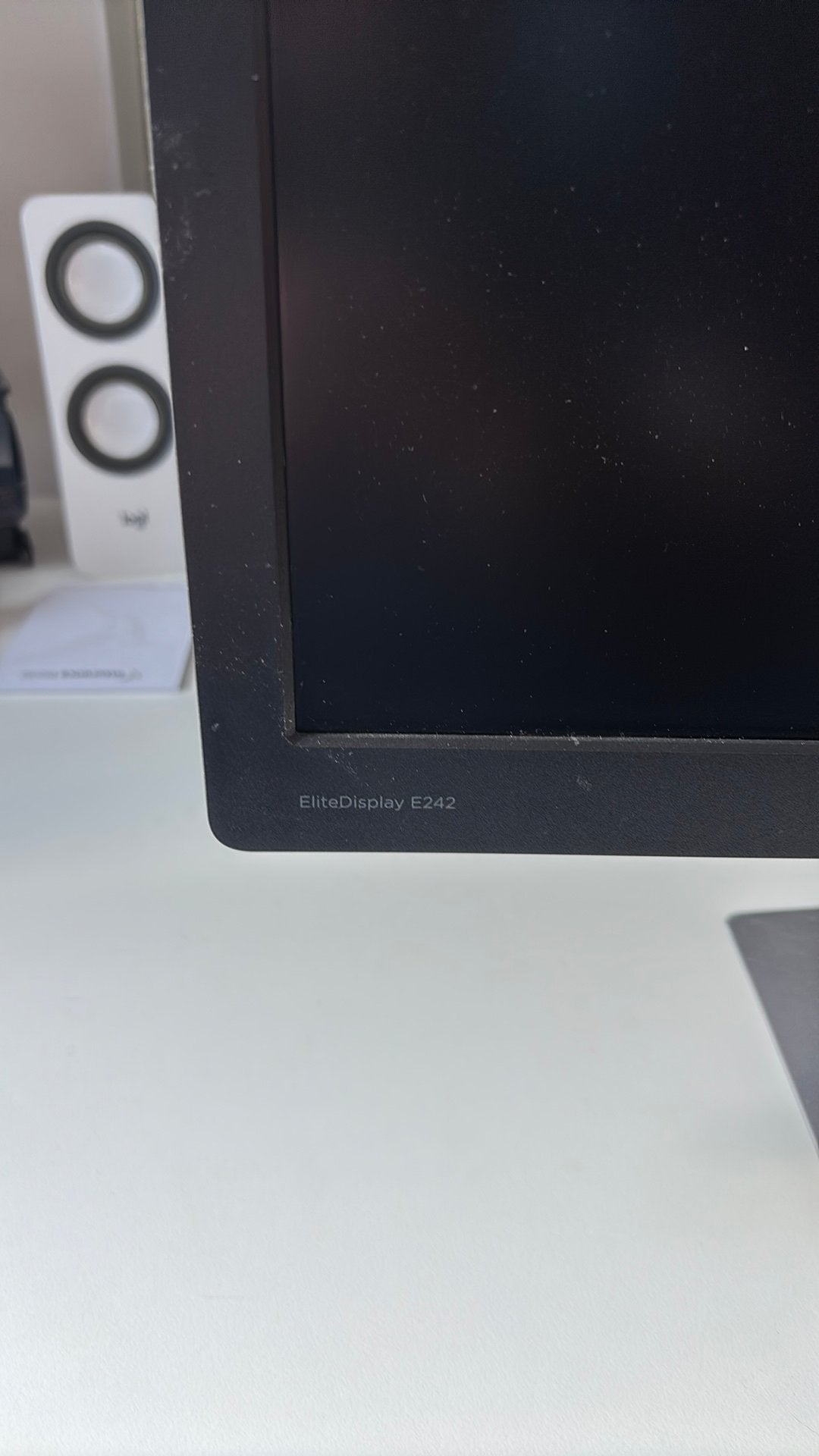 HP elitedisplay E242, Ophalen, Gebruikt, IPS, In hoogte verstelbaar