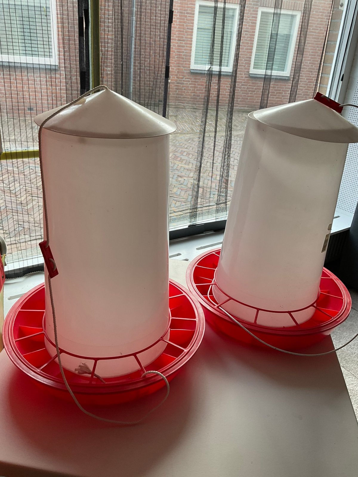 Voertonnen, Dieren en Toebehoren, Ophalen, Nieuw, Drinken en Voederen