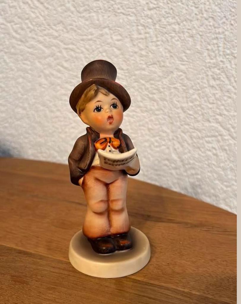 Hummel beeldje, Ophalen of Verzenden, Zo goed als nieuw