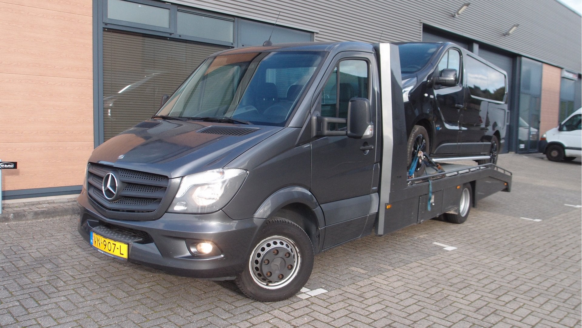 Mercedes-Benz Sprinter 516 tyhof oprijwagen automaat7 cruise, Automaat, Dealer onderhouden, Gebruikt, 4 cilinders
