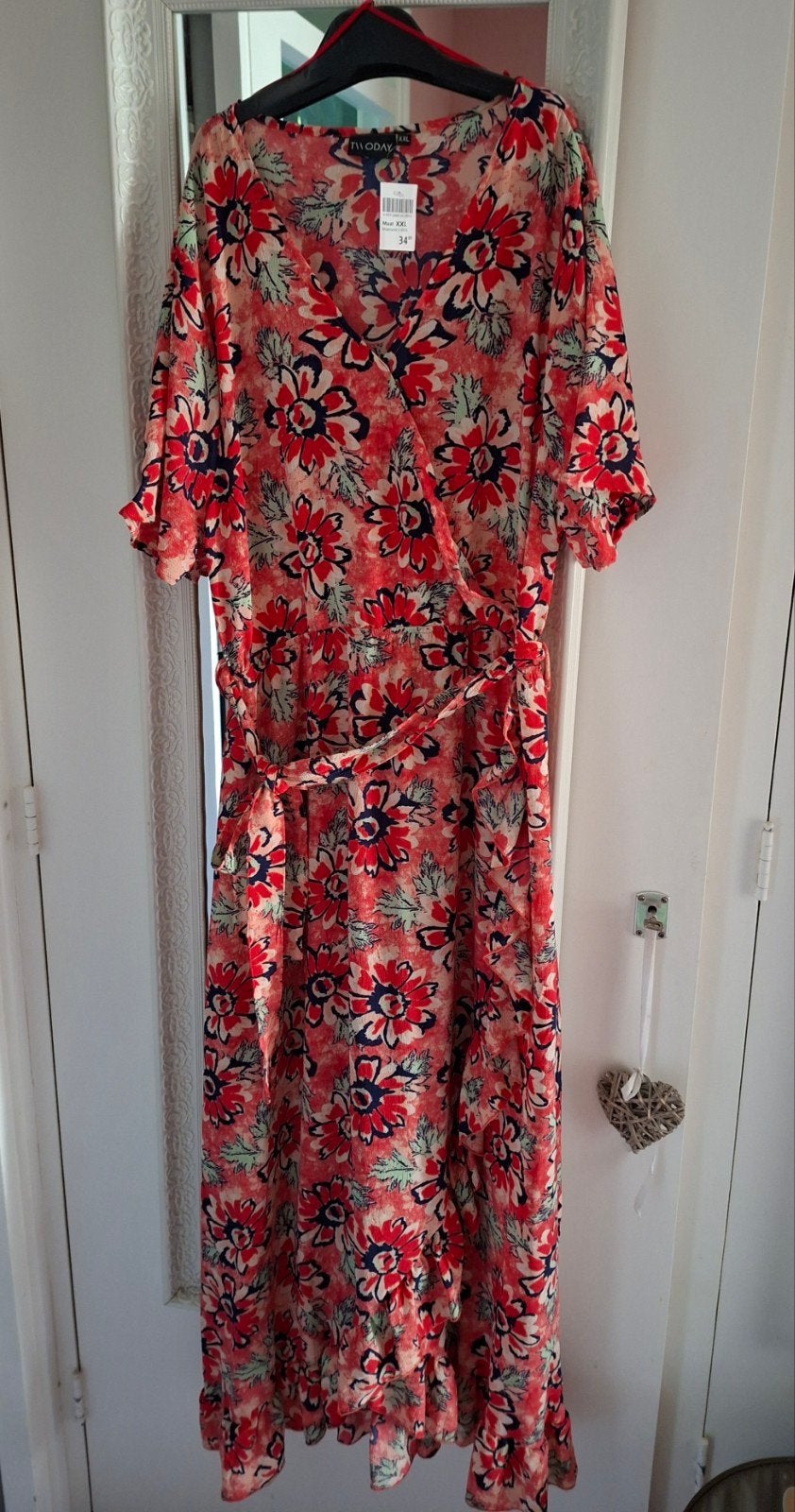 aangeboden nieuw zomerse jurk met roezels mt 46, Ophalen, Maat 46/48 (XL) of groter, Nieuw, Rood
