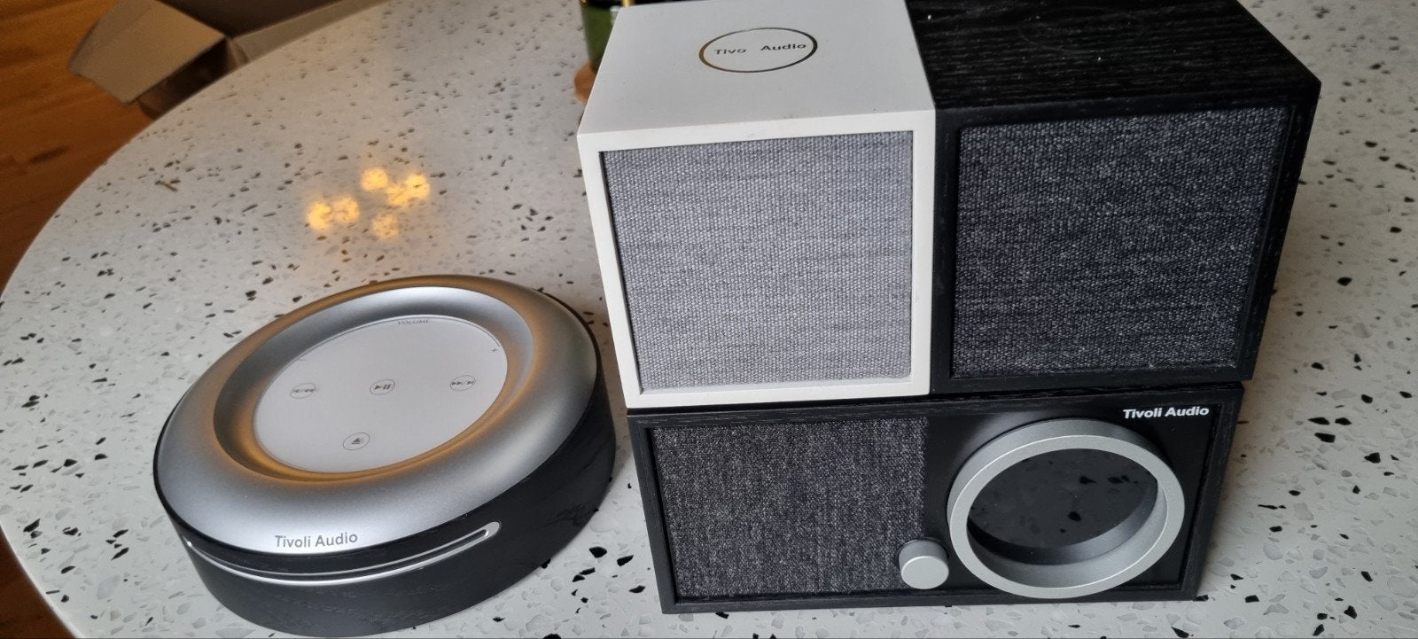 Tivoli Audio Set: Model One Digital, Model CD, 2x Cube, Overige merken, Tuner of Radio, Zo goed als nieuw, Losse componenten