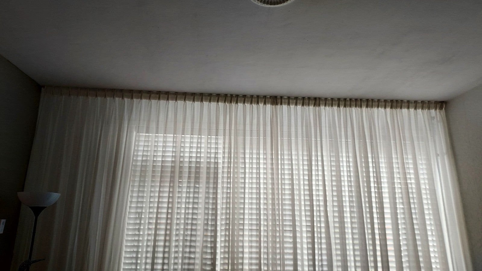 vitrage 264 hoog 5x 3meter geplooid dubbele plooi., Gebruikt, Loodveter, LifeStyle, Ophalen of Verzenden