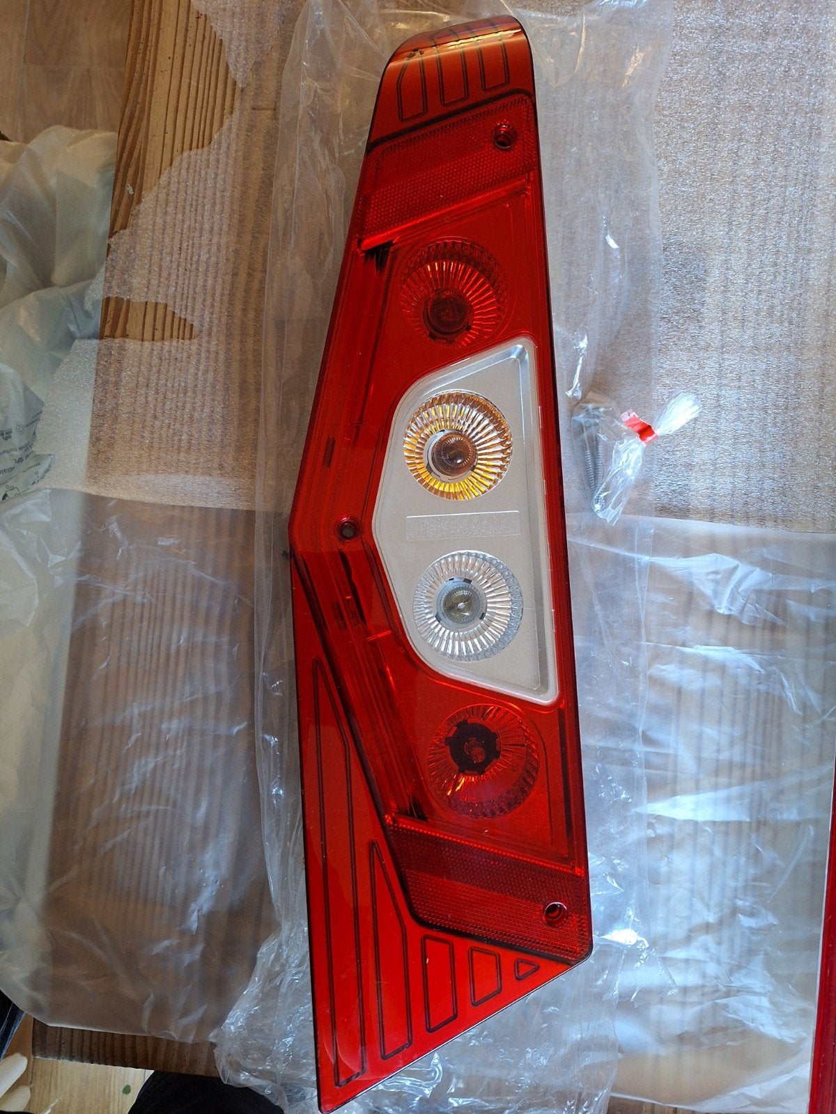 linkerachterlicht voor hobby caravan mein hobby, Nieuw, Ophalen of Verzenden, Info, Mvs
