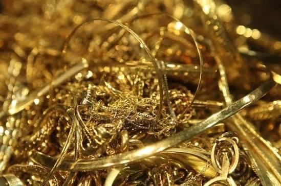 Gebruikt goud kopen, Sieraden, Tassen en Uiterlijk, Gebruikt, Met hanger, Ophalen of Verzenden, Goud