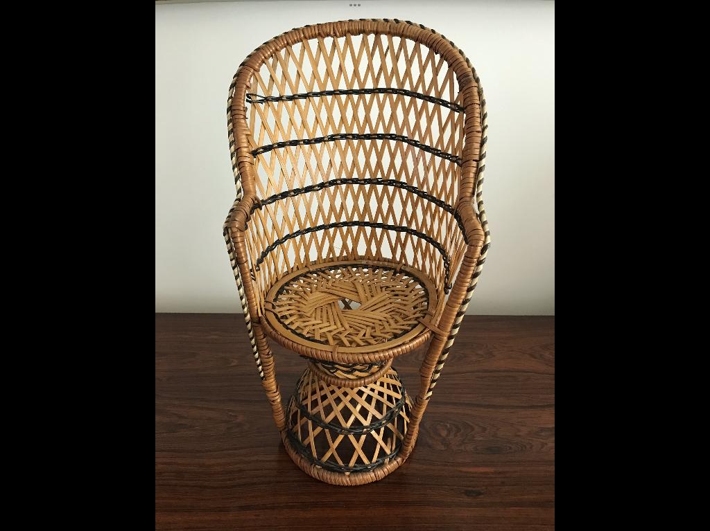 Rieten rotan pauwenstoel poppenstoel stoel retro, Verzamelen, Retro, Ophalen of Verzenden, Huis en Inrichting