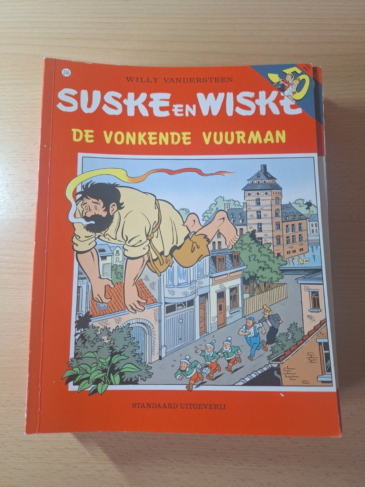 Willy Vandersteen - De vonkende vuurman, Willy Vandersteen, Eén stripboek, Ophalen of Verzenden, Zo goed als nieuw
