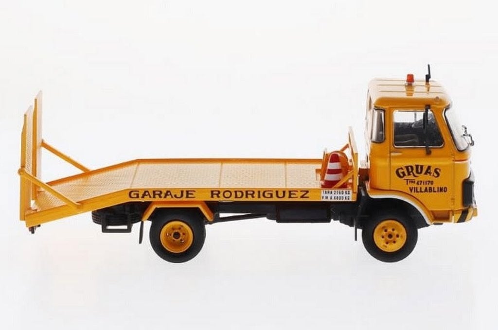 Pegaso S 515 '80 autotransporter 1/43 IXO Spaanse serie # 39, Verzenden, Nieuw, Bus of Vrachtwagen, Overige merken