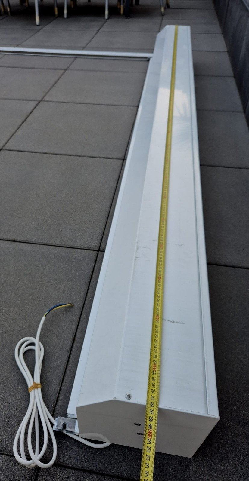 Garage rolluik met twee afstandbediening, Tuin en Terras, Zonneschermen, Ophalen, Elektrisch, Rolluik, Zo goed als nieuw