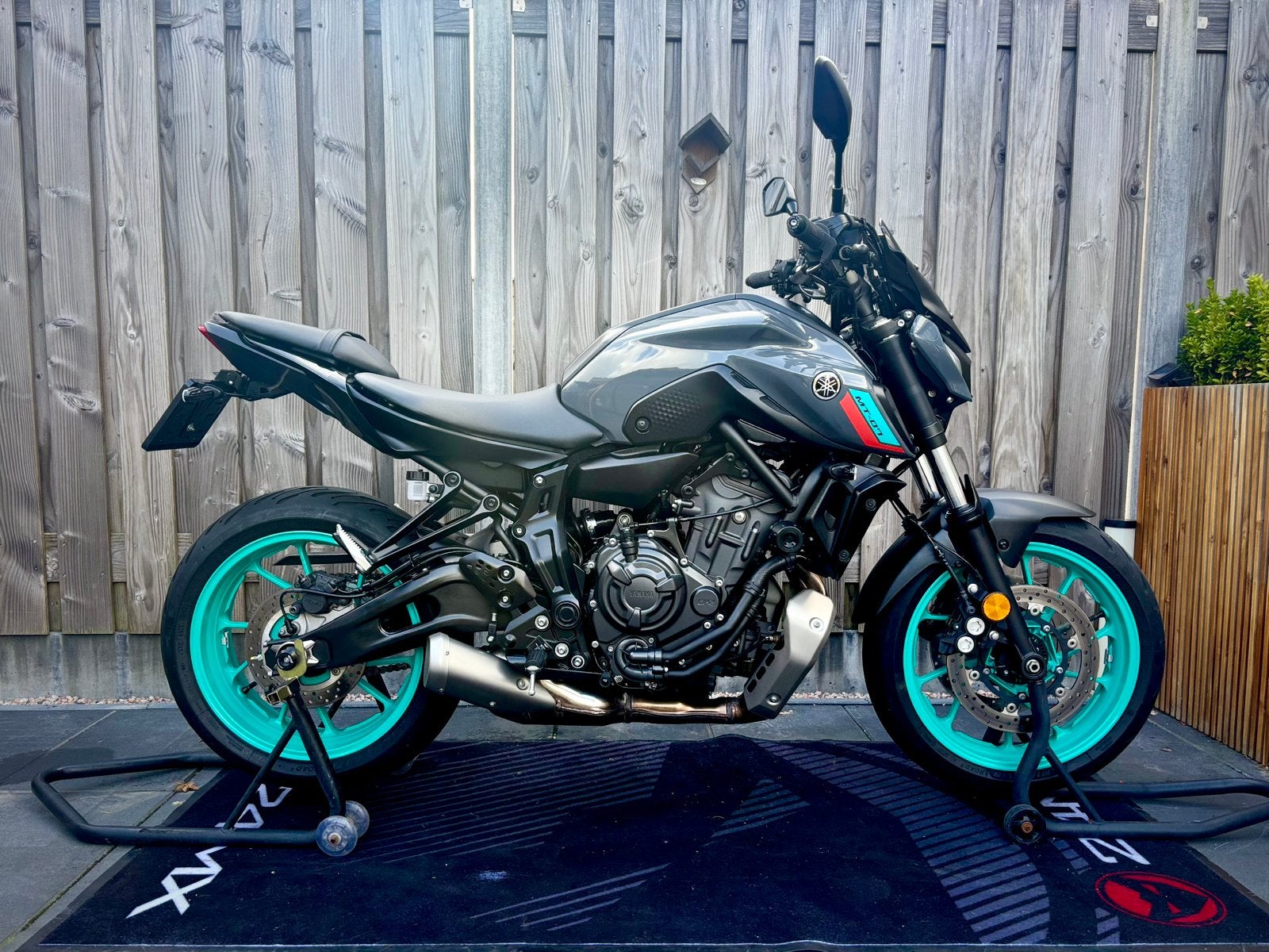 Yamaha MT-07 2023|Quickshifter|Handvatverwarming|Glascoating, 2 cilinders, Motorrijbewijs A, Gebruikt, Particulier