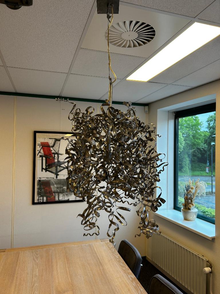 Hanglamp met aluminium krullen - DESIGN, 50 tot 75 cm, Ophalen of Verzenden, Zo goed als nieuw, Overige materialen