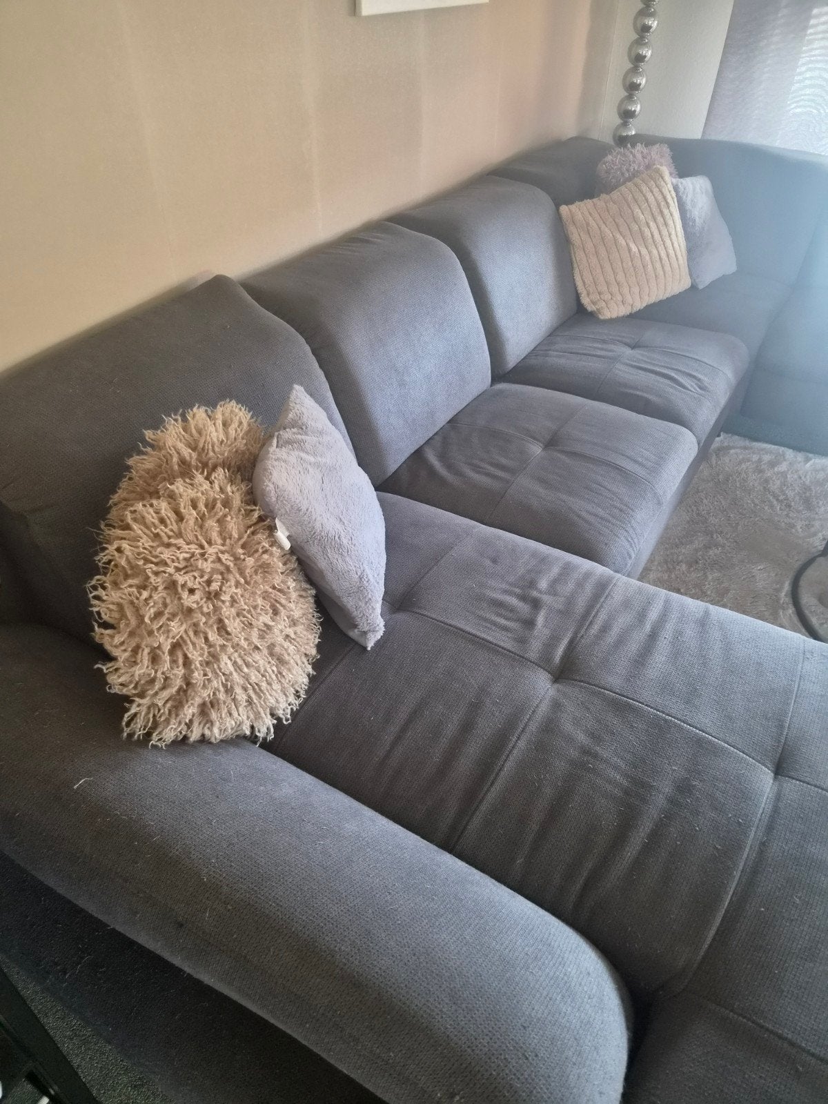 Grijze U bank te koop inclusief de mat. Onderhoudend product, Ophalen, Zo goed als nieuw, Stof