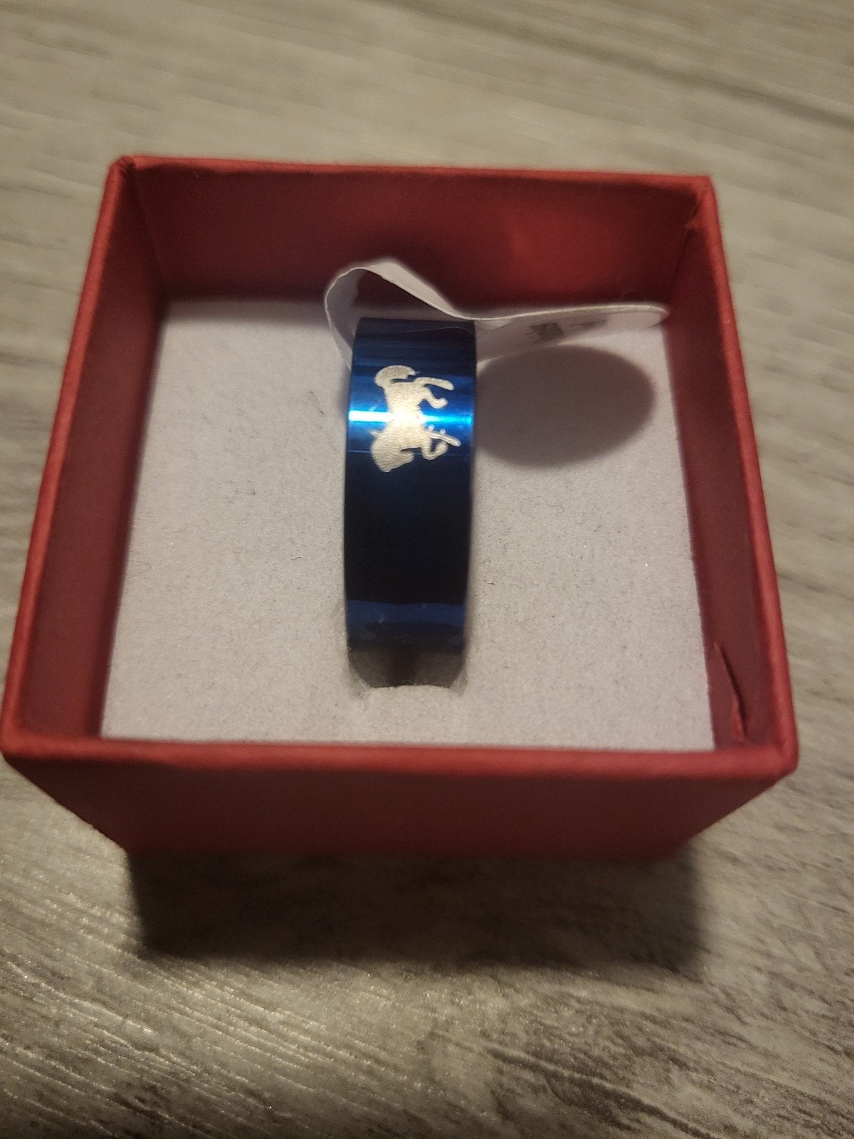 Nieuwe blauwe ring met paard, maat 19, 19 tot 20, Nieuw, Ophalen of Verzenden, Dame of Heer