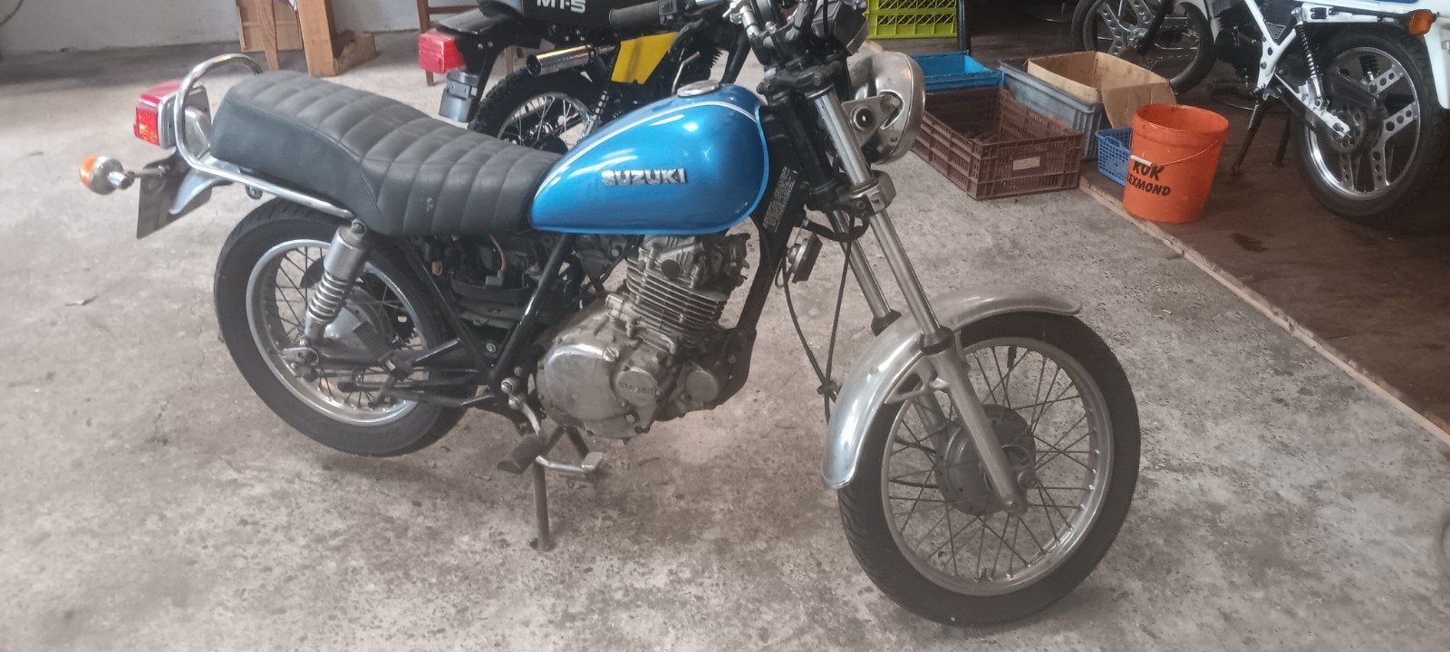 suzuki gn 250  schuurvondst, Ophalen