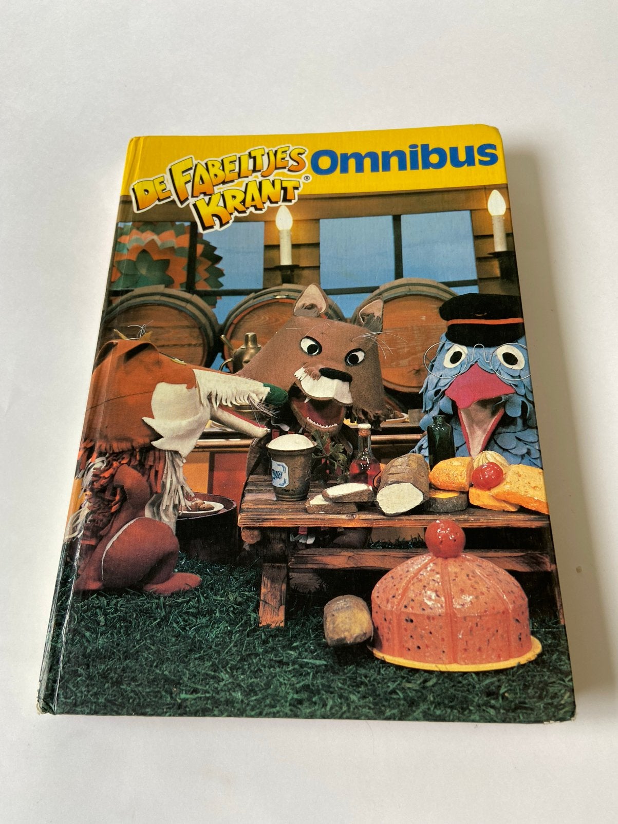 De fabeltjeskrant omnibus vintage leesboek, Ophalen of Verzenden, Gelezen, Fictie algemeen