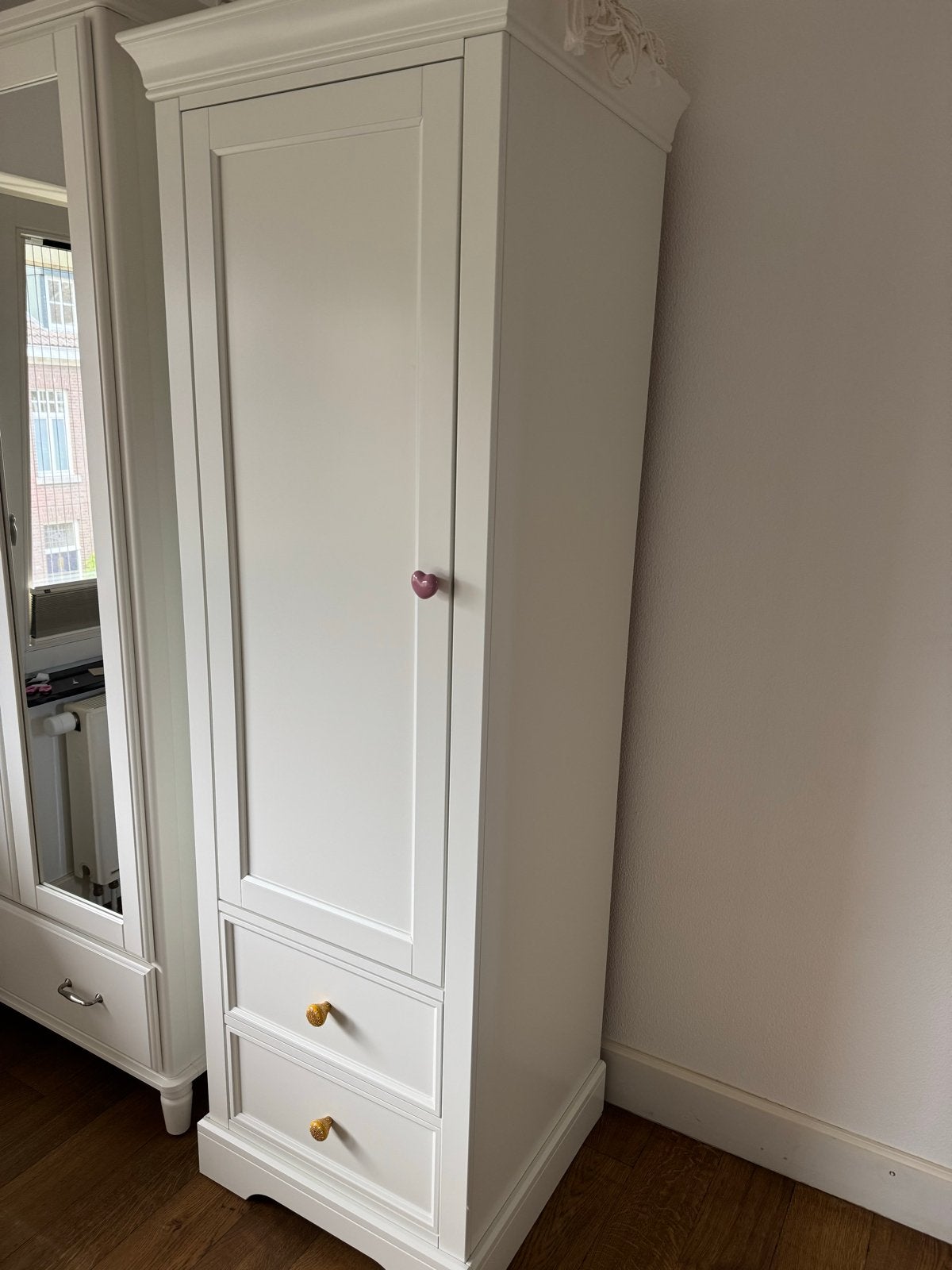 Kidsmill Chateau witte kledingkast met lades en hangruimte, Ophalen, Minder dan 50 cm, Zo goed als nieuw, Met lade(s)