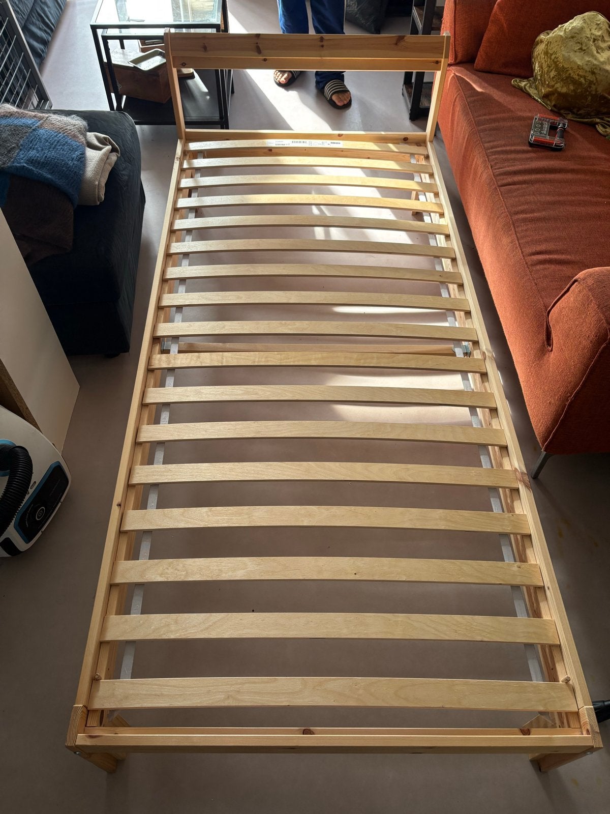 Ikea eenpersoons bedframe met lattenbodem, Gebruikt, 90 cm, Ophalen of Verzenden, 200 cm