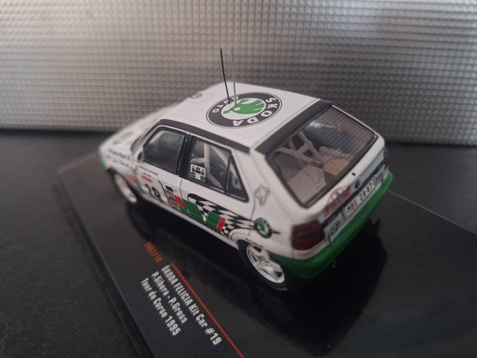 Skoda Felicia Kit Car #19 Tour de Corse 1995 Schaal 1:43, Overige merken, IXO, IXO, Nieuw