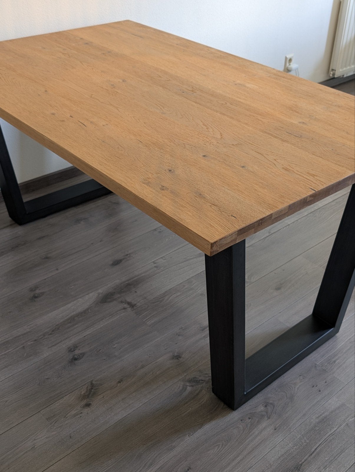 Eettafel eikenhout industrieel., Ophalen, Zo goed als nieuw
