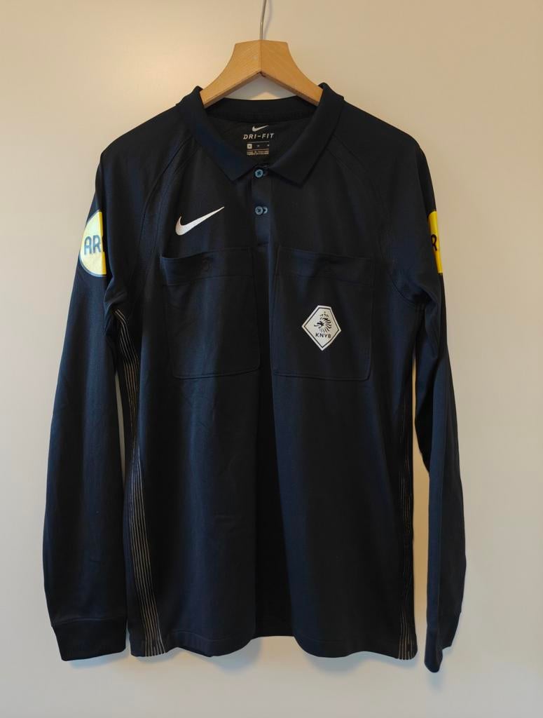 Nike KNVB Scheidsrechtersshirt Lange Mouwen - Maat M -, Kleding | Heren, Sportkleding, Zo goed als nieuw, Voetbal, Zwart, Ophalen of Verzenden