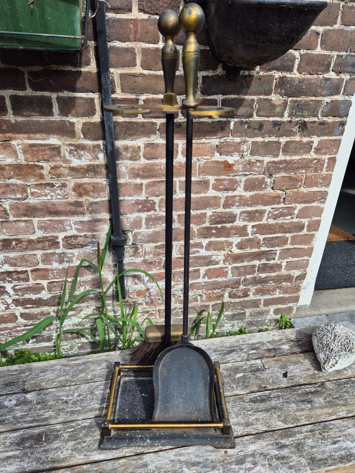 Vintage haardstel met schep en borstel, Ophalen of Verzenden, Metaal, Industrieel, Gebruikt