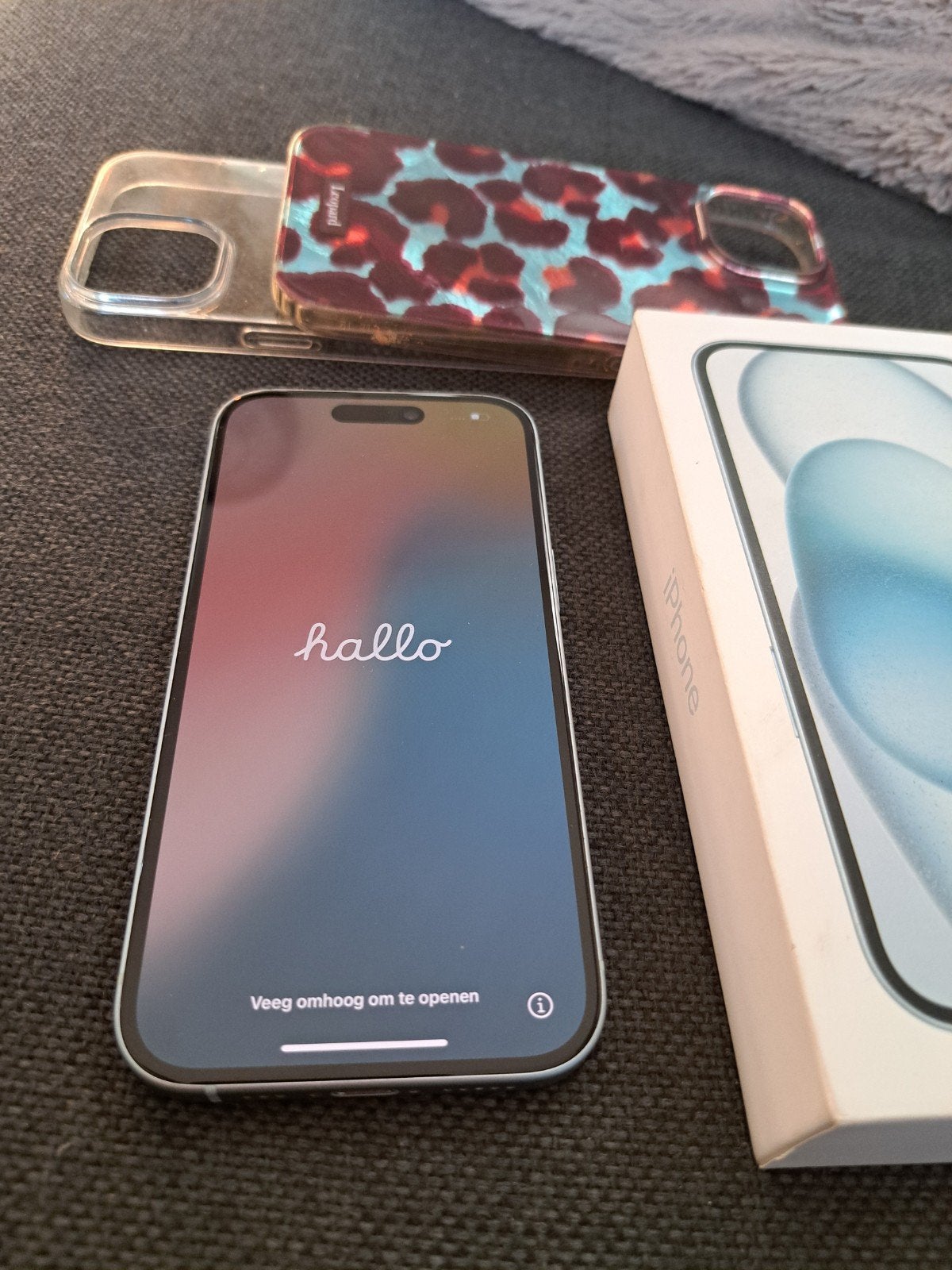 Nieuwstaat! Apple iPhone 15, 128GB heel zuinig op geweest, 128 GB, IPhone 15, Wit, 88 %