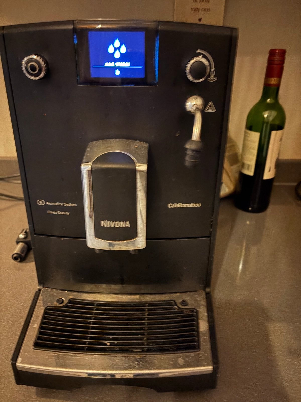 Nivona CafeRomatica volautomatische espressomachine, Witgoed en Apparatuur, Afneembaar waterreservoir, Gebruikt, Espresso apparaat