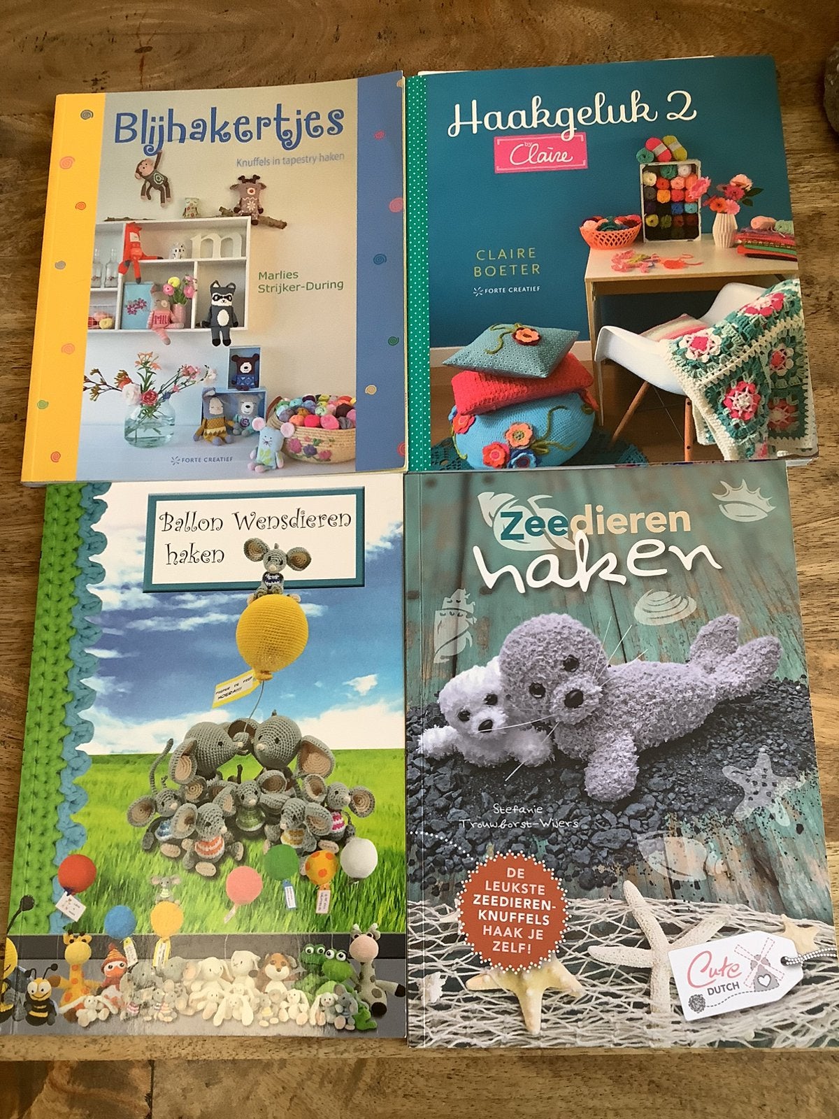 Haakboeken, Ophalen of Verzenden, Zo goed als nieuw, Haken, Patroon of Boek