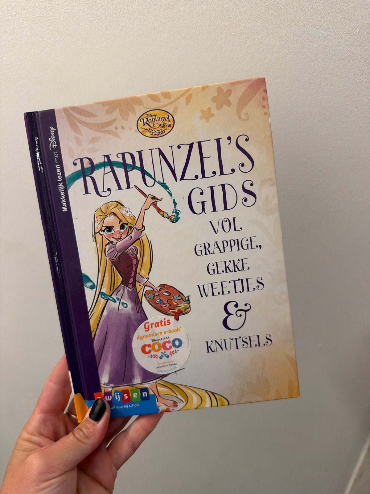Rapunzel's Gids: Grappige Weetjes & Knutselboek, Ophalen of Verzenden, Zo goed als nieuw, Sprookjes